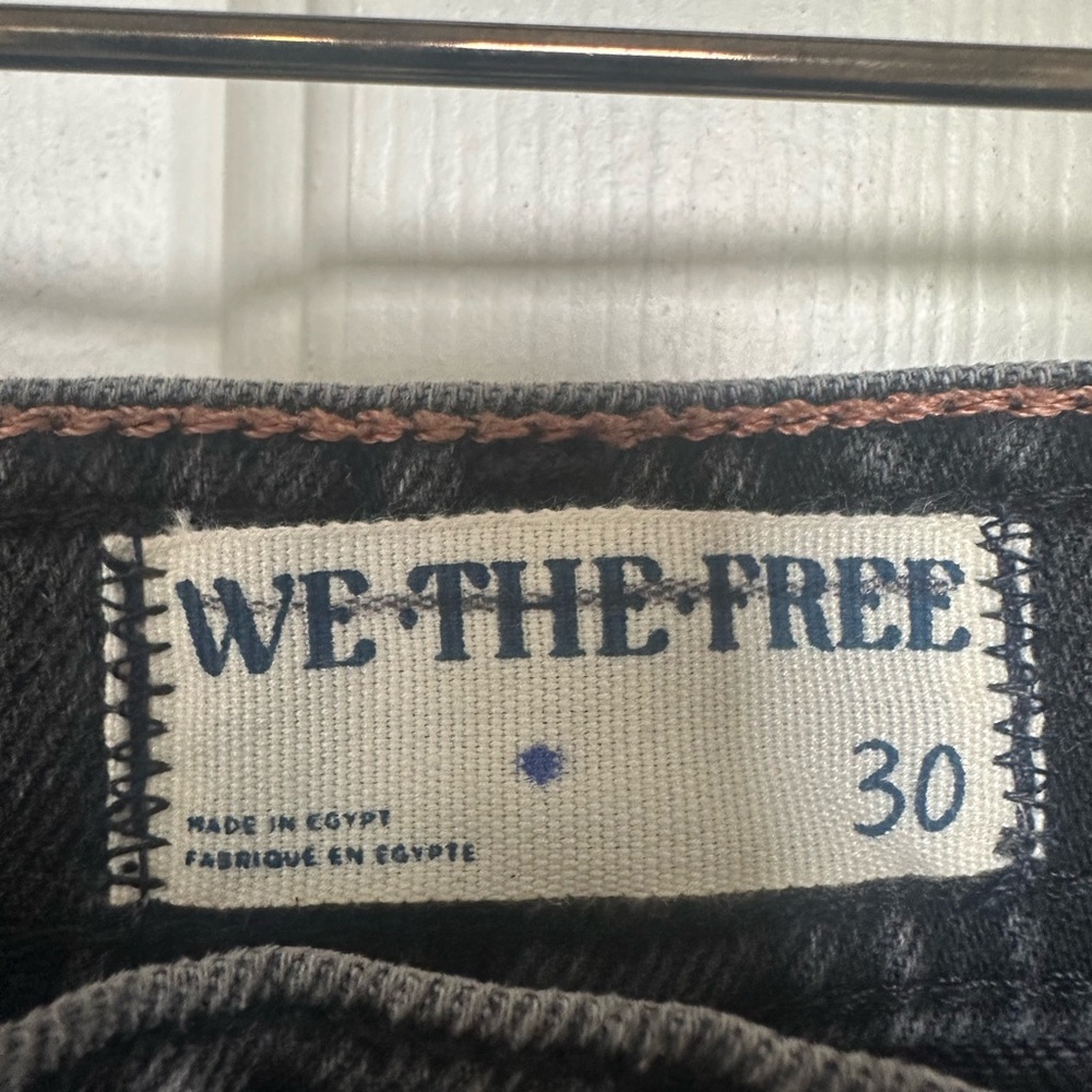 NWT We The Free Zena Black Jeans - Size 30 - Picture 10 of 13